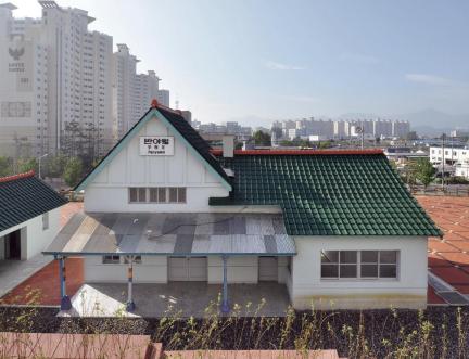 이전 후의 반야월역