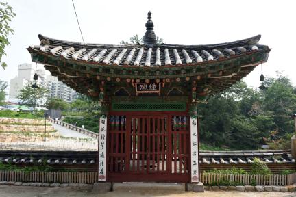 서울 흥천사 대방_종각 (촬영년도 : 2015년)