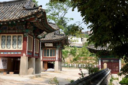 서울 흥천사 대방_측면 (촬영년도 : 2015년)