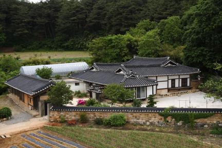 김형기가옥 전경